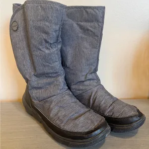 Crocs Womens Duet Busy Day Boot Shoes‎ Sz 8 Winter Waterproof thumbnail 1