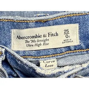 Abercrombie & Fitch Curve Love 90s Straight High Rise Blue Denim Jeans Size 25 0 thumbnail 3