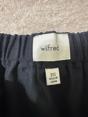 Aritzia Wilfred Scarlet satin skirt size 2xs thumbnail 3