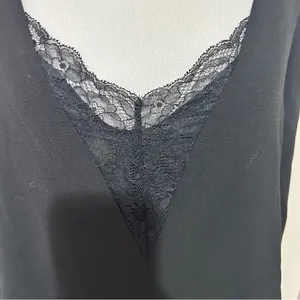Zara trafaluc women’s medium black blouse thumbnail 2