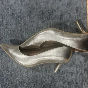 Kurt Geiger London Gold Metallic Leather Pointed Toe Pumps Heels EU 38 US 7.5/8 thumbnail 11