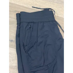 The North Face Ruched Joggers Size M Black Activewear Pants With Pockets thumbnail 11