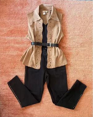 Coldwater Creek Leather Vest Size M Tan Western Boho Embroidered thumbnail 1