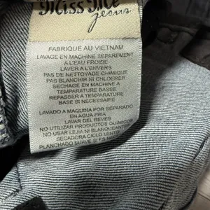 Miss Me Chloe Boot Jeans Women 30 Mid‎ Rise Embellished 30x30 Distressed Bling thumbnail 16