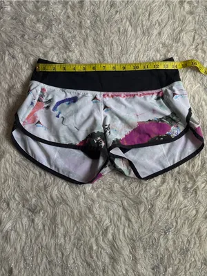 lululemon athletica Women's Multicolor Run Speed Shorts Size 4 thumbnail 9