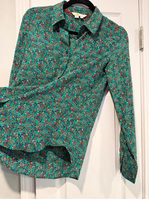 Boden Size 6 Green Floral Button Front Silk Shirt Blouse Green Ditsy Print thumbnail 4