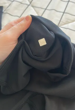 Lululemon Black Wunder Under Leggings thumbnail 4