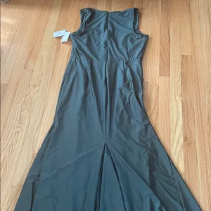 Elegant green formal Sleeveless Dress thumbnail 10