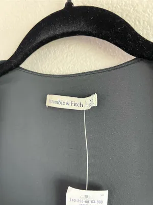 NWT Abercrombie and Fitch Women's Long Sleeve Ruched Square Neck Top Black‎ thumbnail 3