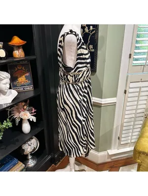 Trina Turk Zebra Print Silk Dress – Size Medium (8) – Ashley Tisdale 2000s thumbnail 7