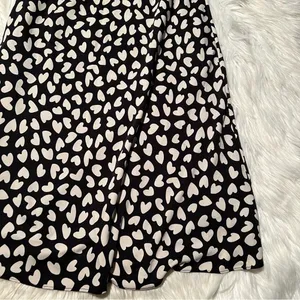 Ann Taylor Women's Size XS Pull On‎ A-Line Skirt Black White Heart Print Midi thumbnail 9