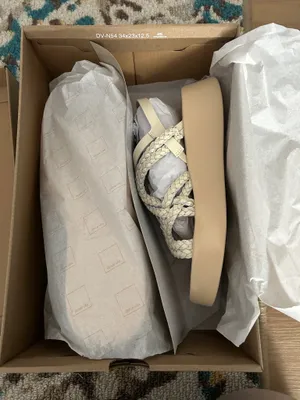 dolce vita gatsby sandals in cream leather thumbnail 4