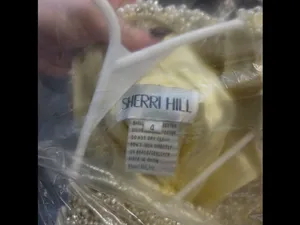 Sherri Hill Butter Yellow Beaded Cap-Sleeve Dress thumbnail 8