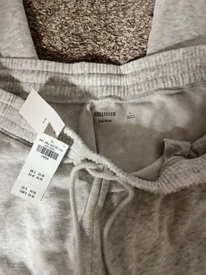 Brand new Hollister Wide Leg Sweatpants thumbnail 3