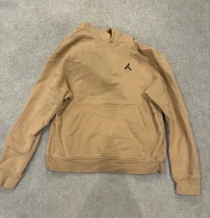 Air Jordan Nike Essentials Tan Hoodie Size M thumbnail 1
