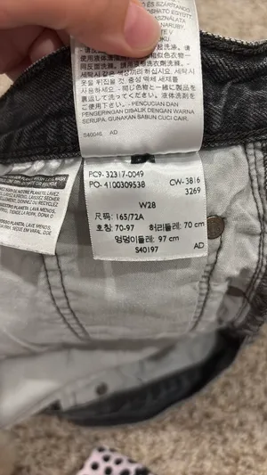 Levi’s Shorts 501 Women’s Black Denim shorts thumbnail 5