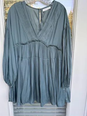 NWT Mustard Seed Dress Sage Green Size S Boho Romantic thumbnail 2