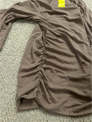 C521 woman top shirt long sleeve small maternal top thumbnail 3