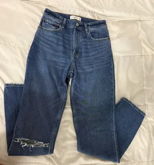Abercrombie High-Rise Mom Curve Love Distressed Jeans thumbnail 1