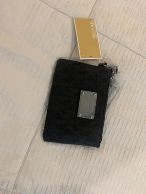 Michael Kors Black Leather Wallet Wristlet thumbnail 8