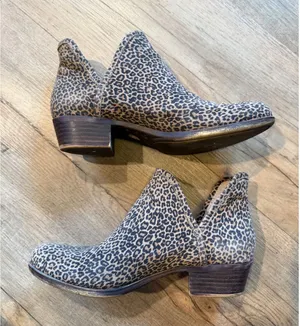 Lucky Brand Leopard Print Calf Hair Ankle Boots Brown Black Block Heel Size 8M thumbnail 1