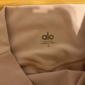 Alo Yoga Alosoft High-Waist Spotlight Legging Ballet Pink S thumbnail 3