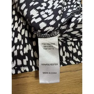Doe &‎ Rae Button-Front Shirt Long Sleeve Size Medium Polyester Business Casual thumbnail 9