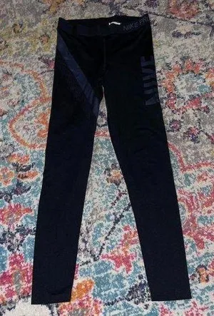 Nike leggings thumbnail 1