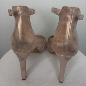 Vince Camuto Women’s size 8.5 Nude Metallic Ankle Strap 4” Heels Leather(B103)✨ thumbnail 6