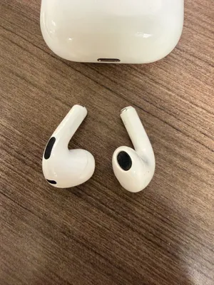 Apple AirPods 3rd Generation thumbnail 2