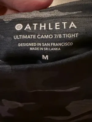 Athleta Ultimate Camo Stash Pocket 7/8 Tight Size Medium thumbnail 4