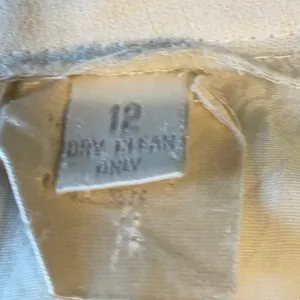 Elegant Women's White Straight Leg Pants Size 12 thumbnail 4
