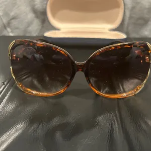 Tortoiseshell Sunglasses with Case Brown thumbnail 6
