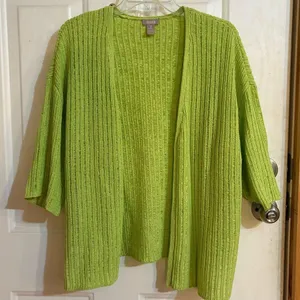 Chico's Green Cardigan with Ribbed Texture and Three-Quarter Sleeves thumbnail 1