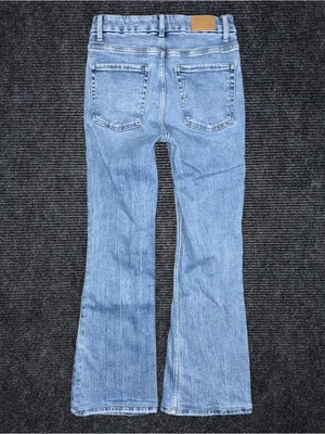 Buckle BKE Parker Universal Fit High Rise Bootcut Stretch Jeans 25x27 AXB1423S thumbnail 2