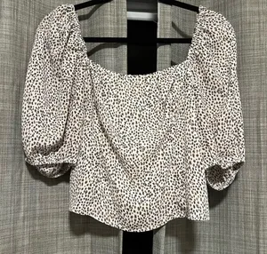Abercrombie Leopard Print Puff Sleeve Top thumbnail 1