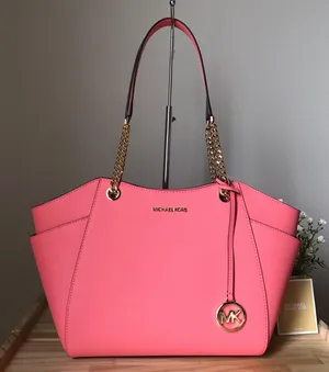 Purse thumbnail 1