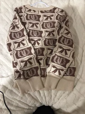 Cute sweater Brown Size L thumbnail 2