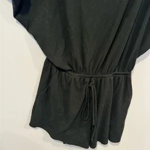 Black‎ ribbed oversized romper thumbnail 4