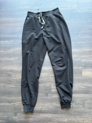 FIGS Jogger Scrub Set thumbnail 4