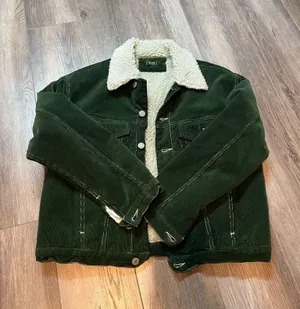Brandy Melville Kaylee Green Shearling Trucker Jacket thumbnail 1