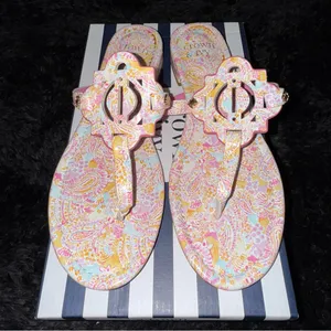 Crown & Ivy™ Wylie Thong Sandals - Pink Paisley Print thumbnail 3