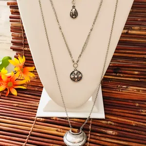 Chico’s Three Strand Convertible Necklace thumbnail 3