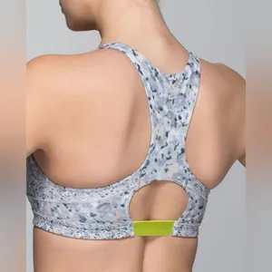 Lululemon‎ Top Speed Bra Size 6 Petite Fleur Silver Spoon Gray Print thumbnail 2