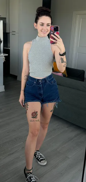 Gray Tank️ Size XS thumbnail 1