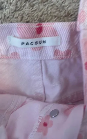 PacSun pink  jean shorts thumbnail 4
