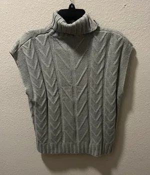 Gray Sleeveless Sweater thumbnail 5