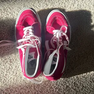 Magenta High Top Vans thumbnail 2