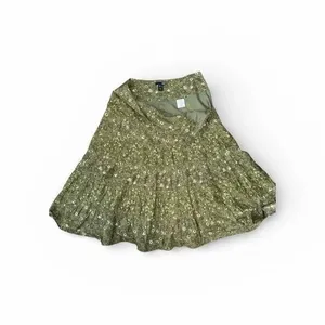 H&M Olive Floral‎ A-Line Skirt size 6 thumbnail 4