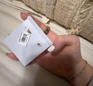 Kendra Scott Drop Earrings thumbnail 2
